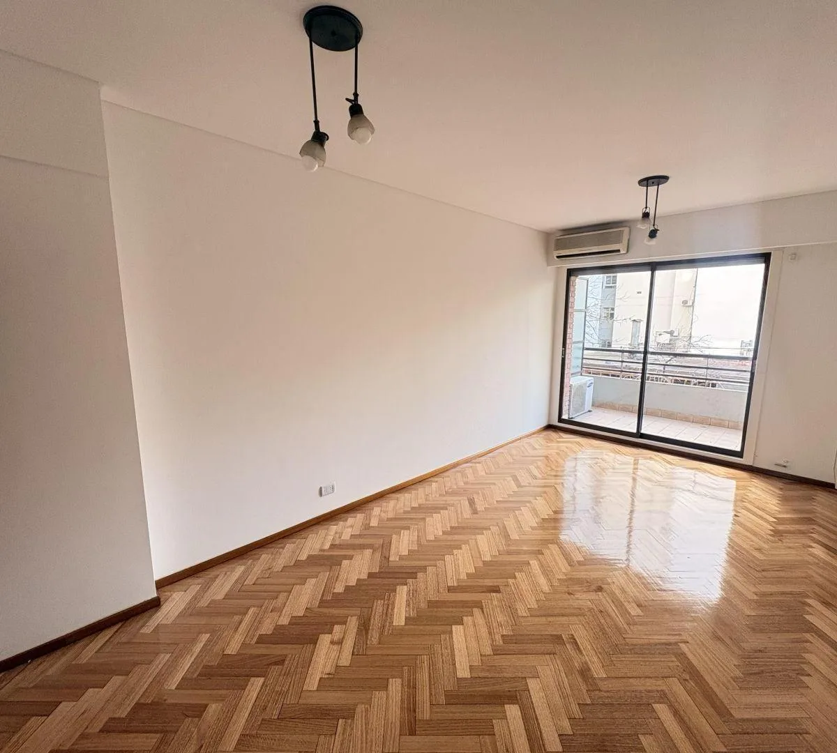 Listing: 1 bedroom, Belgrano