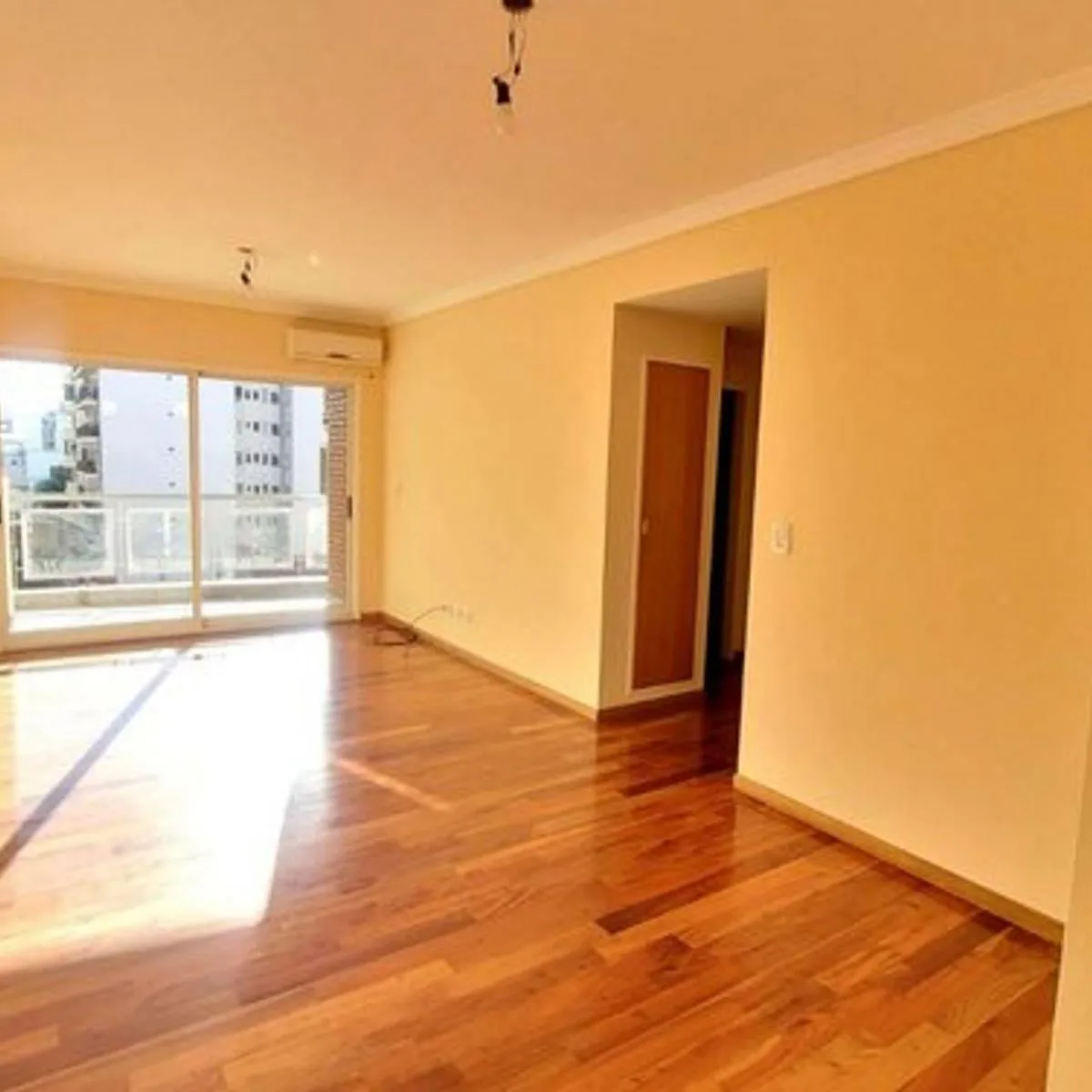 Alquiler 2 Ambientes con Cochera Villa Urquiza