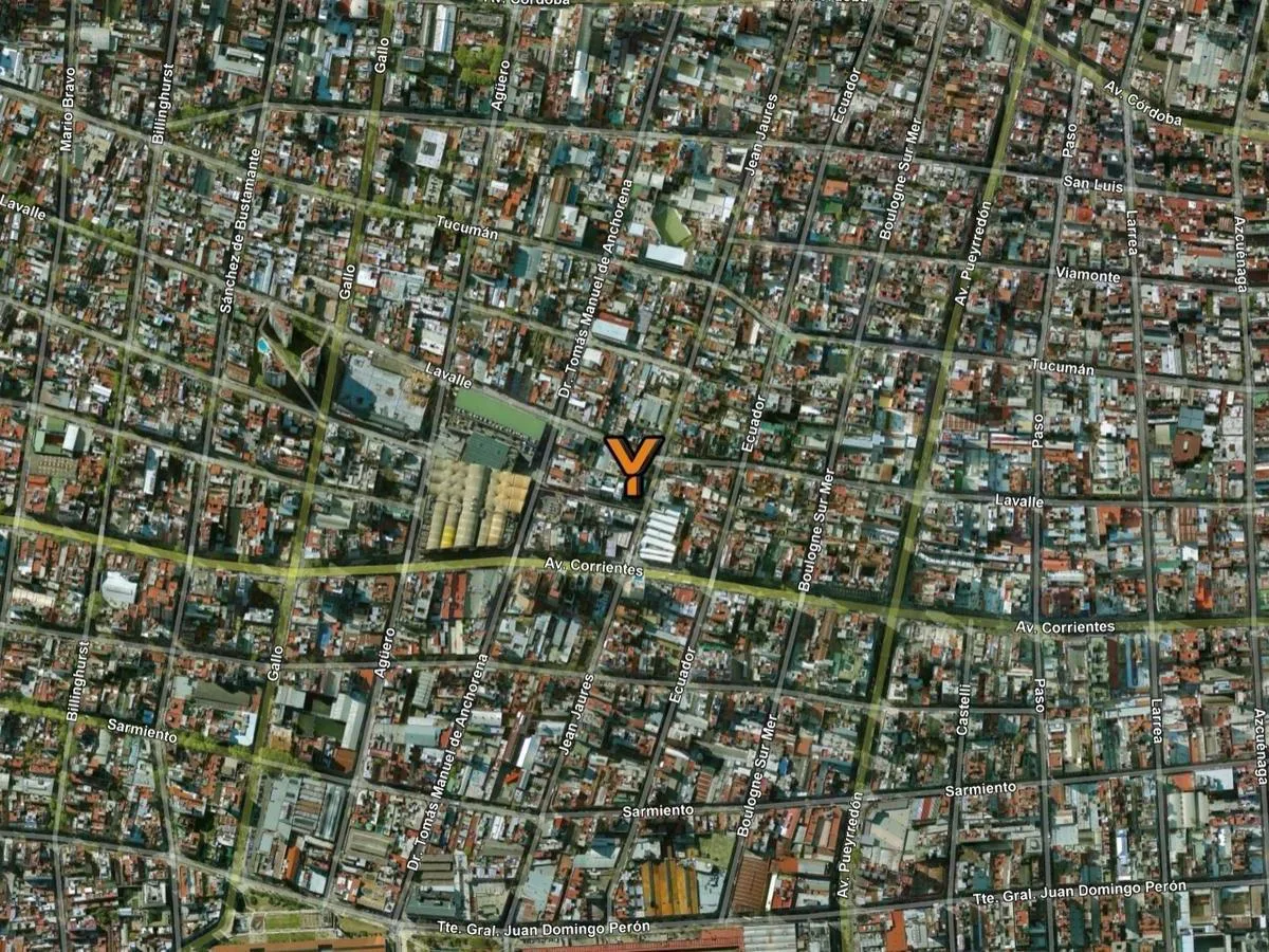 Monoambiente amoblado con balcón