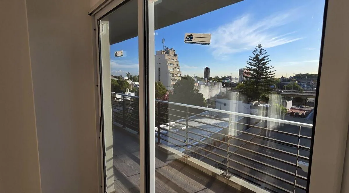 Alquiler 2 Ambientes Barracas 72 m&sup2; Piso 5 a Estrenar Suite + Toilette