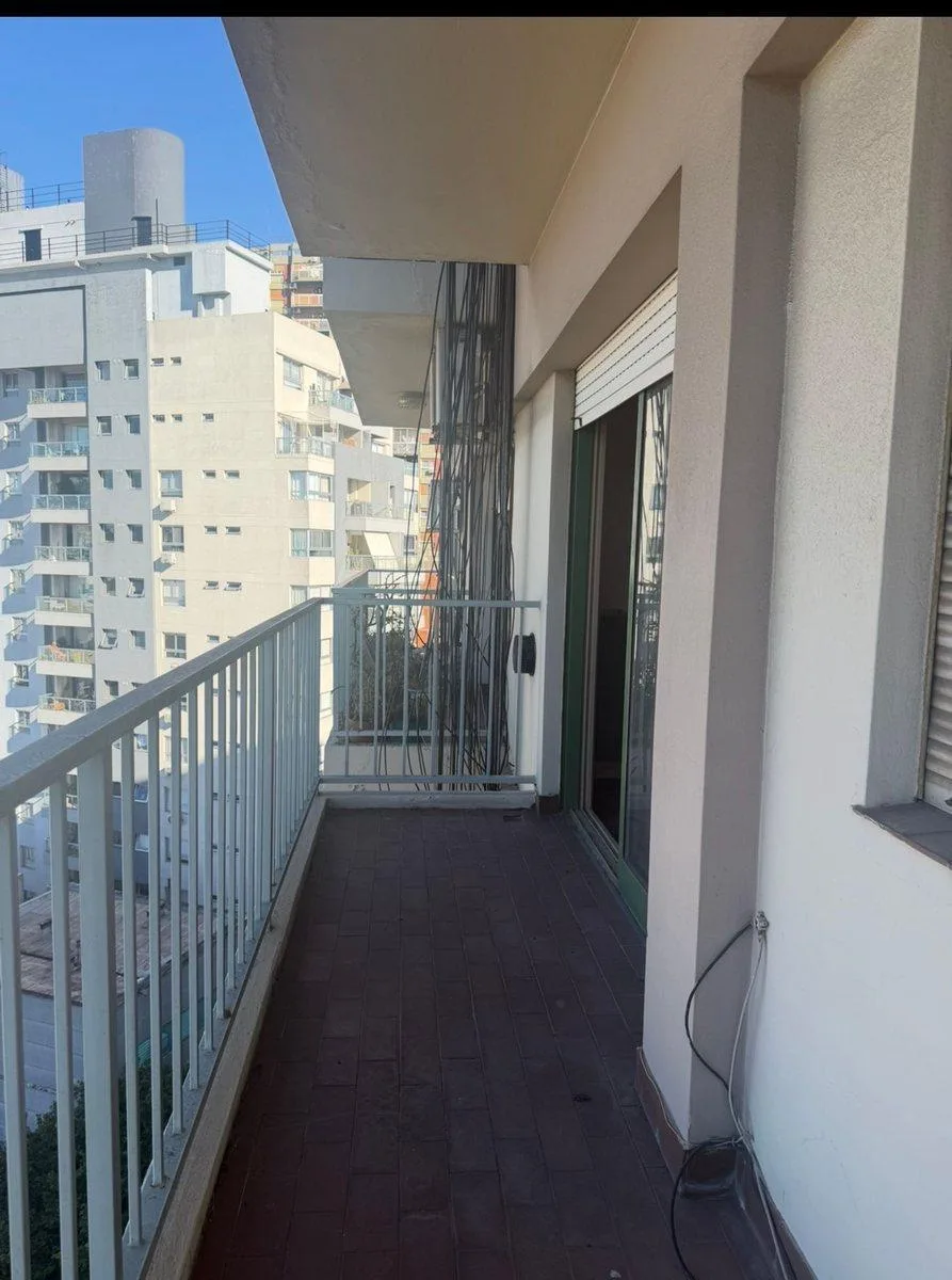 3 Ambientes Súper Luminosos - Balcón - Cochera Opc