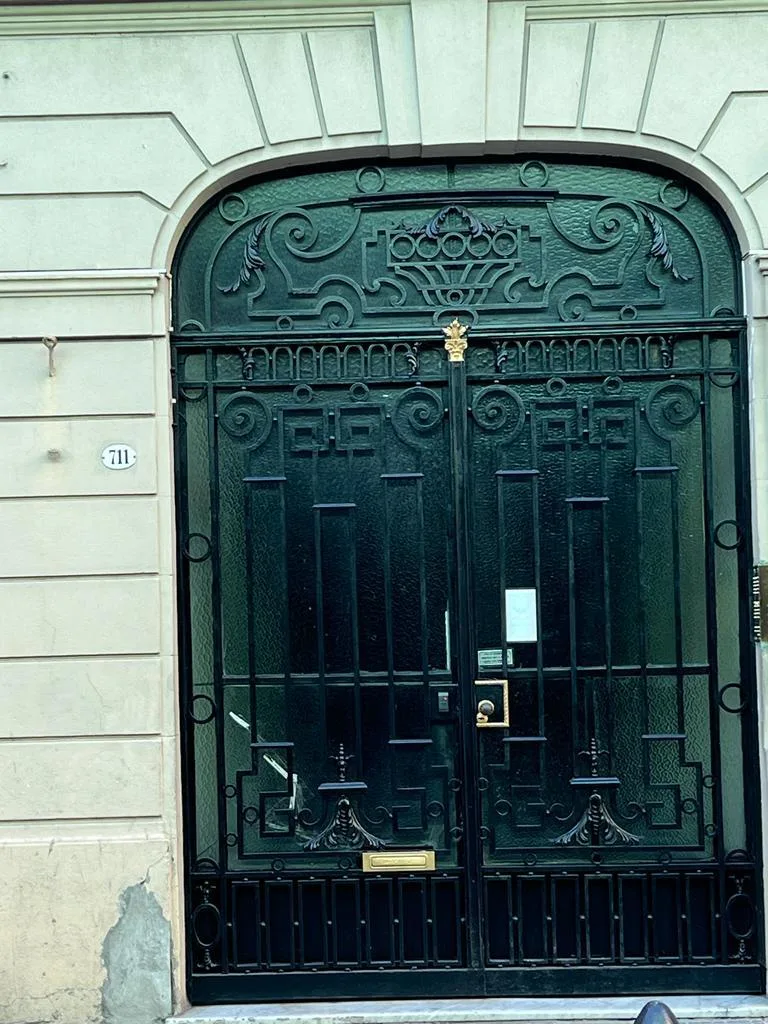 3-room Monserrat with optional parking
