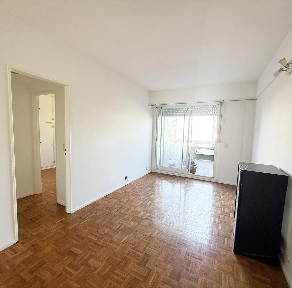 9th floor with terrace balcony