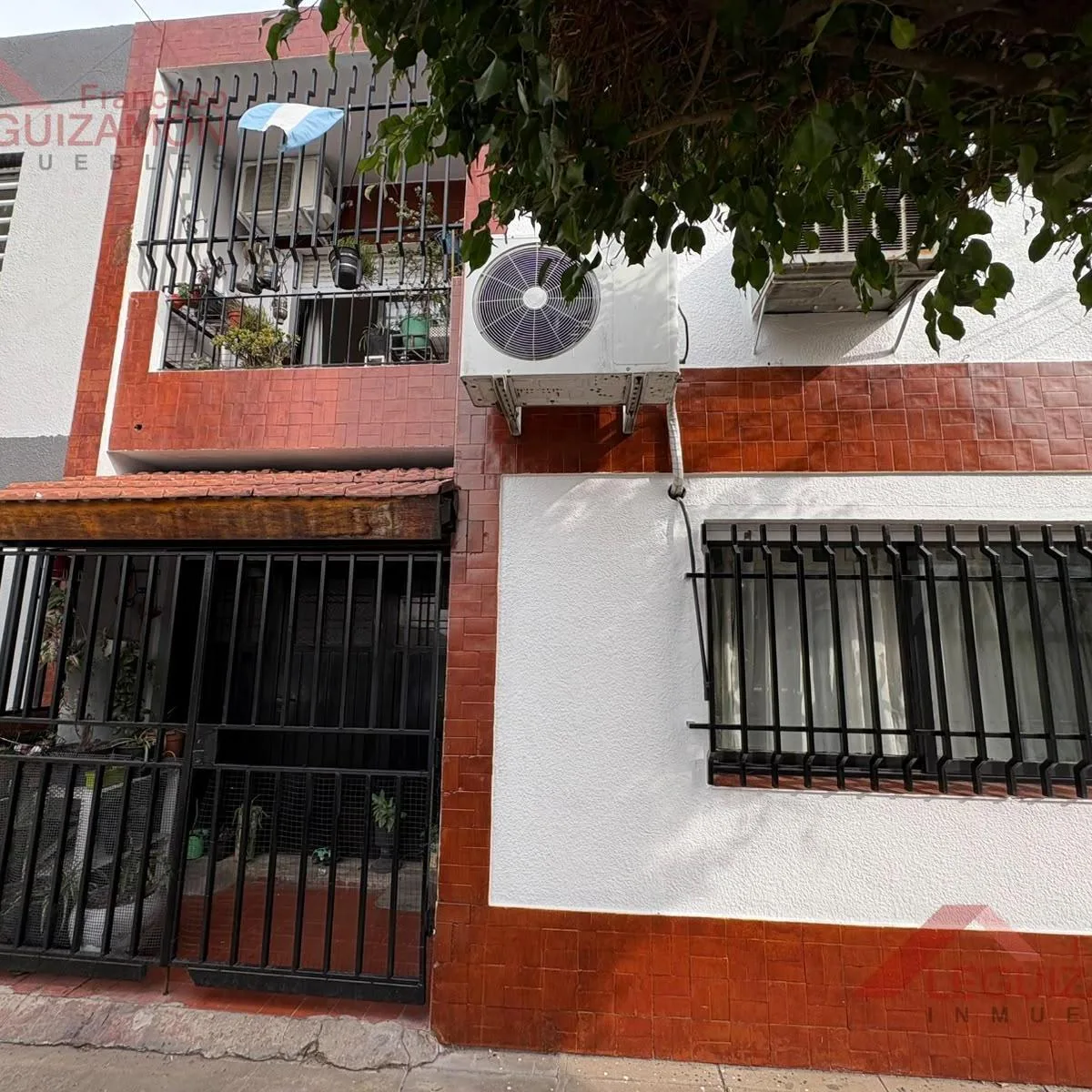 PH con 3 dormitorios y balcón