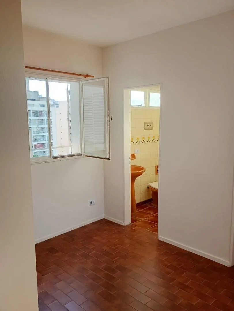Studio 38 m², 7th floor