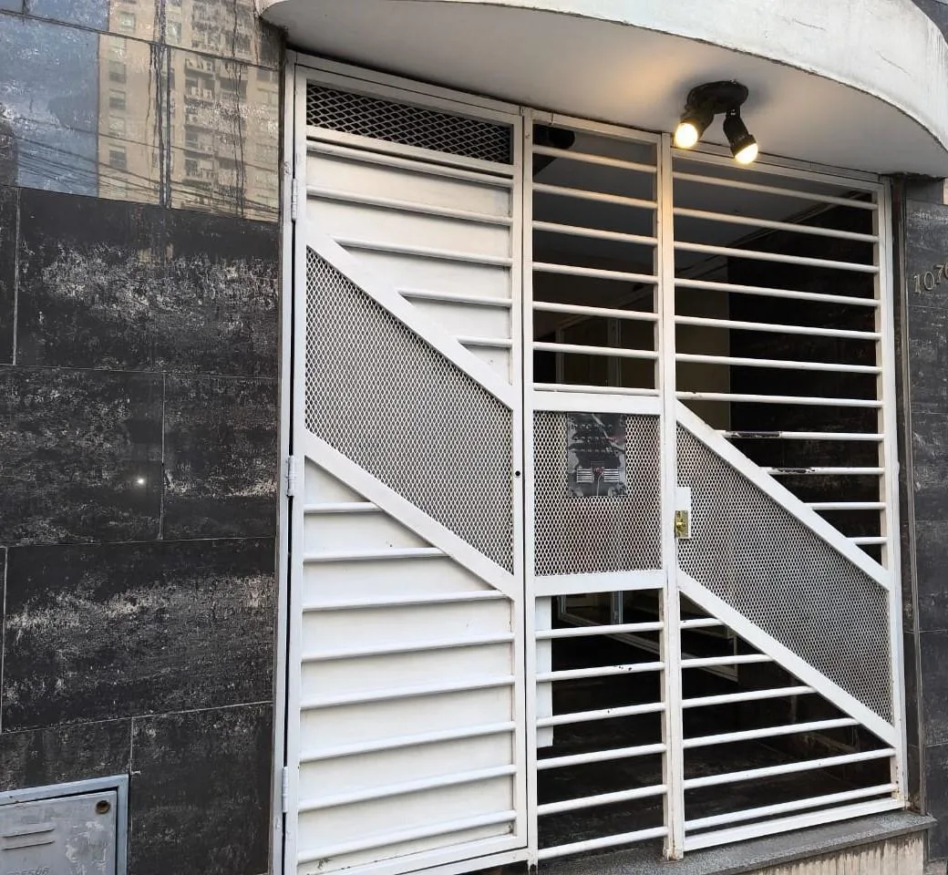 1er piso lateral, pileta y SUM