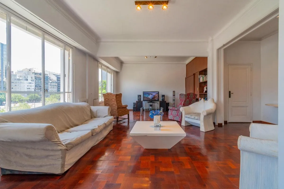 Alquiler Piso 6 Ambientes Amoblado con Patio Privado - Retiro