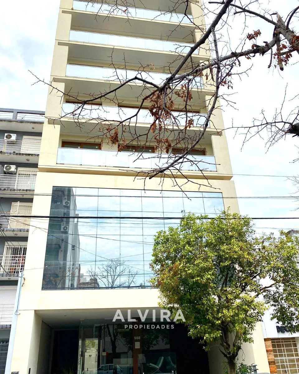 Apartamento 1 dormitório com varanda