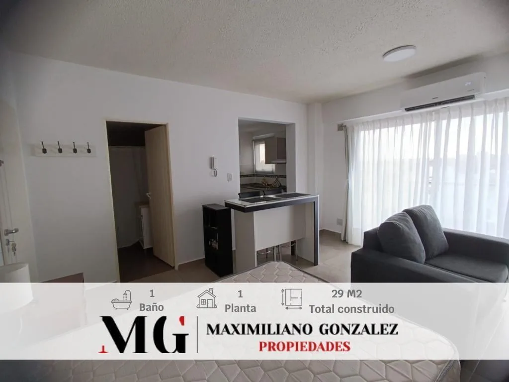 Monoambiente amoblado con balcón