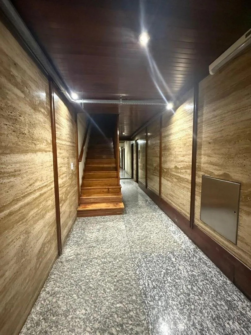 2 ambientes con balcón