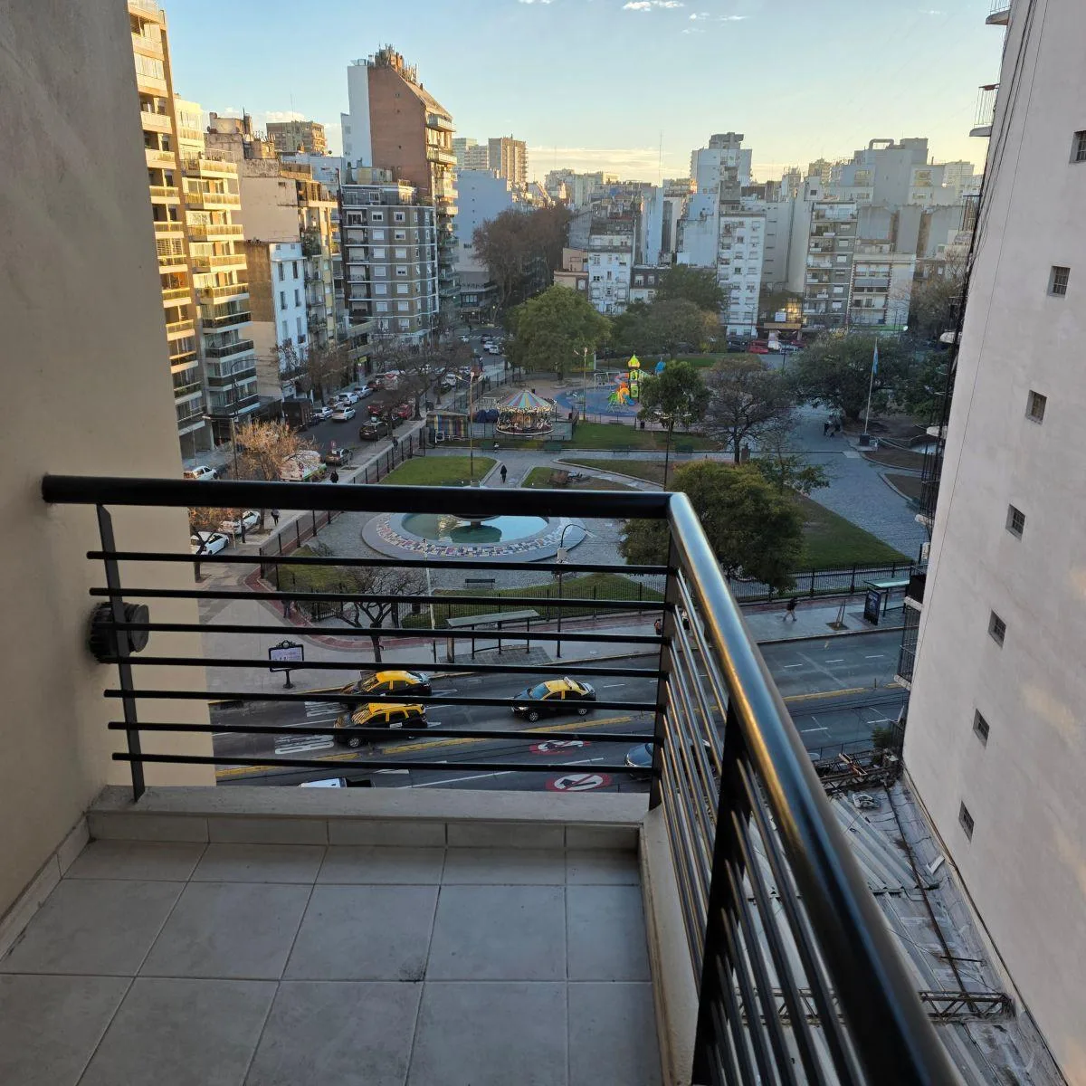 Anchorena 891 2 Ambientes Cochera Balcon Exter P. 7° Amplia Cocina con Conexion Lavarropas Parrilla