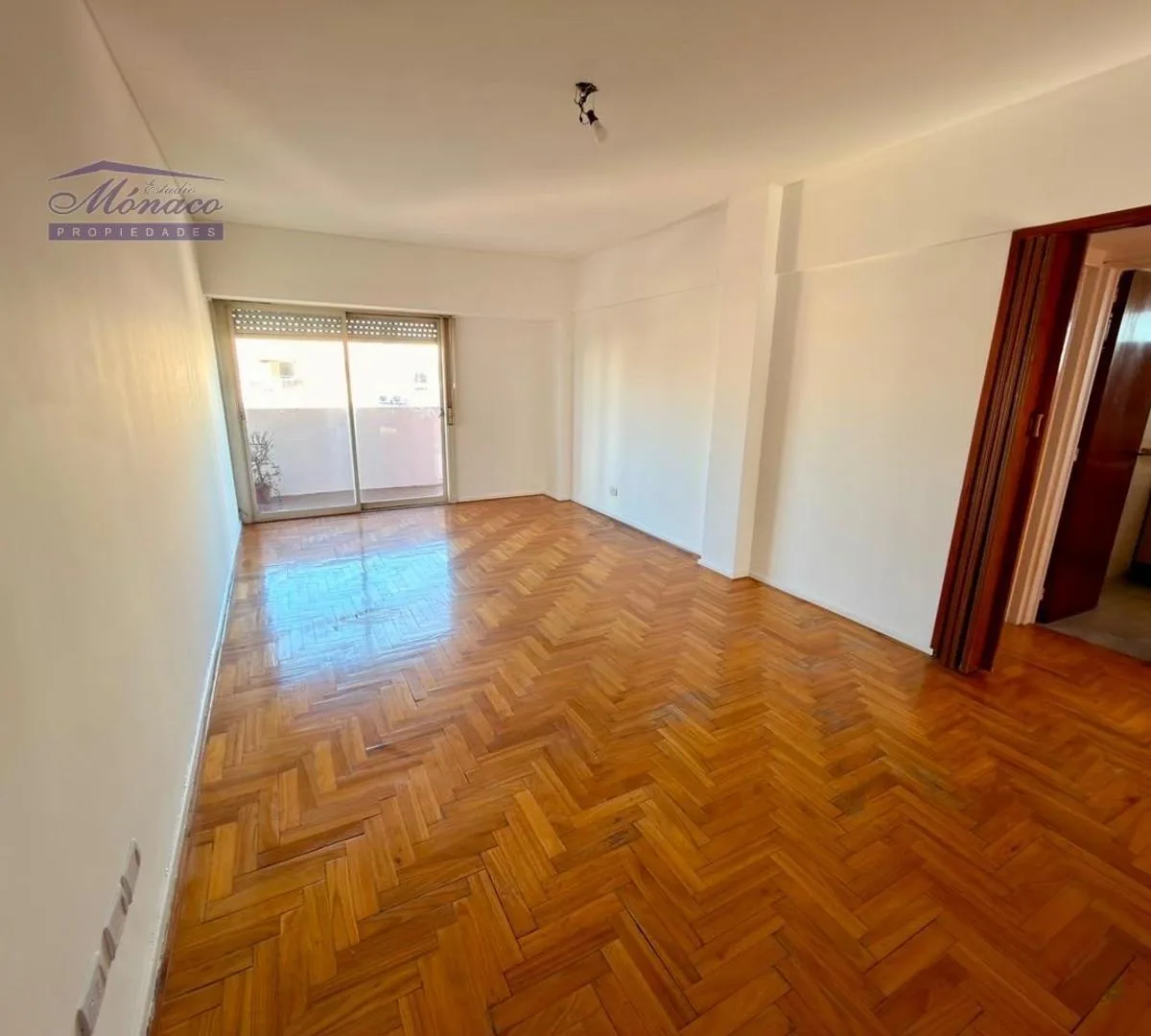 Hermoso 3 Amb. con Balcón Al Fte. Cocina Indep. y Lavadero