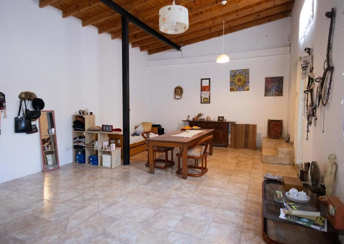 Departamento Monoambiente en Alquiler en Olivos con Patio