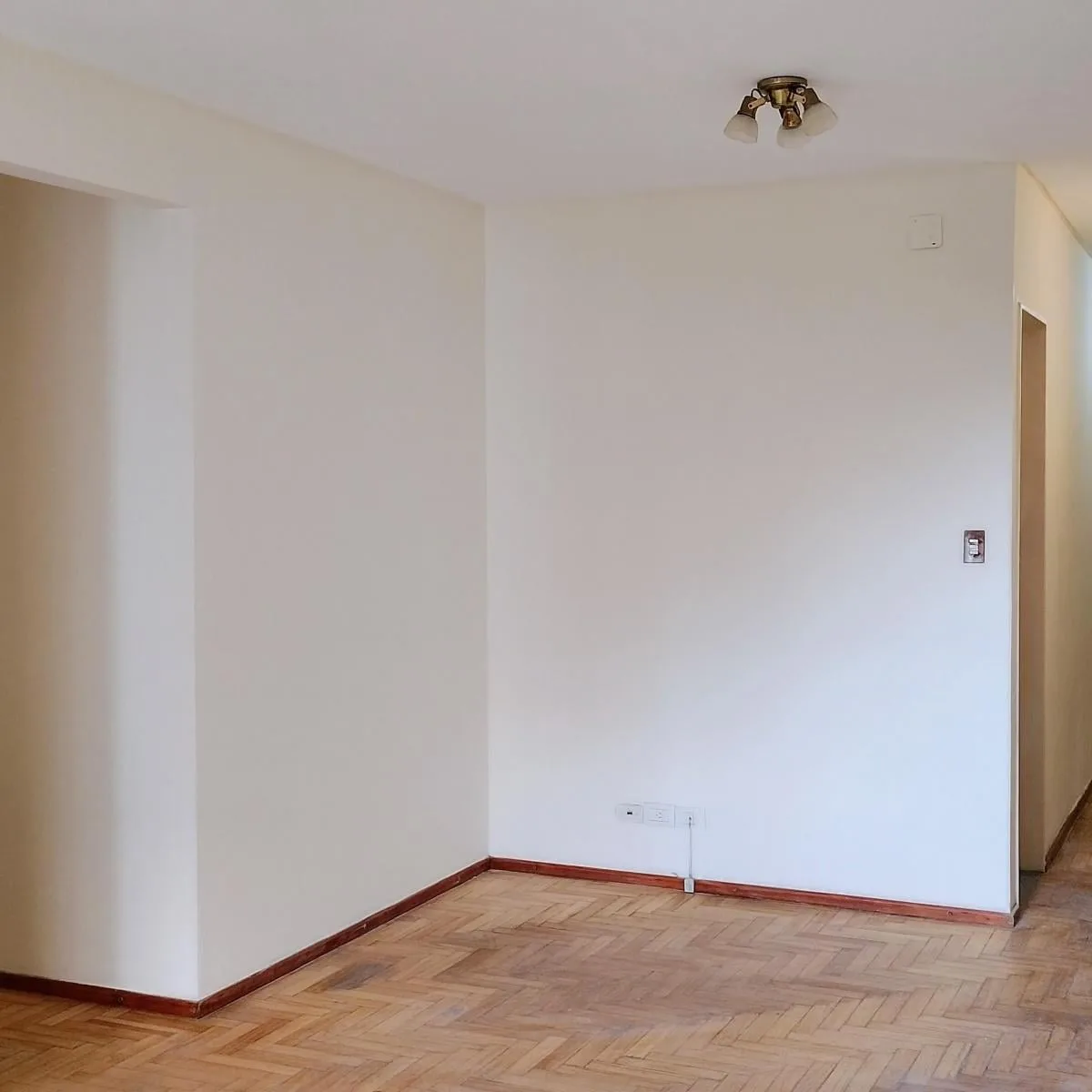 7th floor with balcony