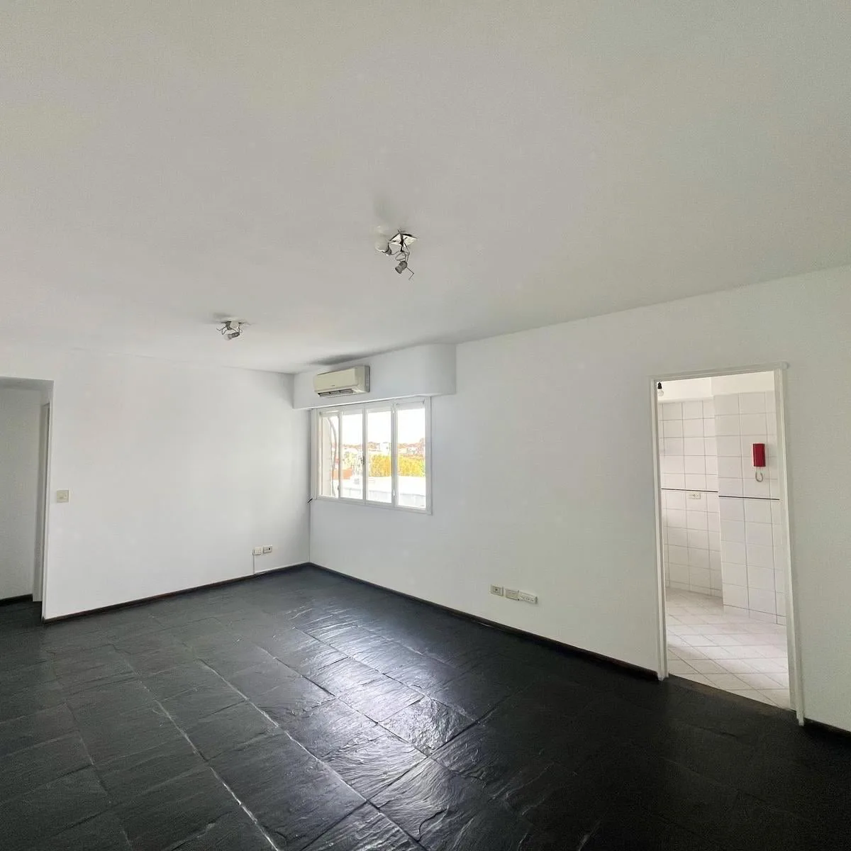 Alquiler Anual Departamento en San Isidro