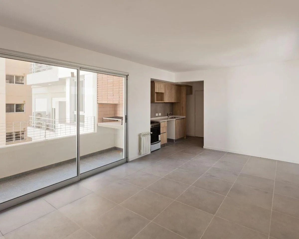 3-room unit with optional parking