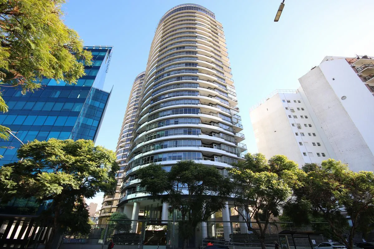 Alquiler 2 Ambientes Piso Alto con Cochera y Baulera en Palermo Torre Palermo View Full Amenities