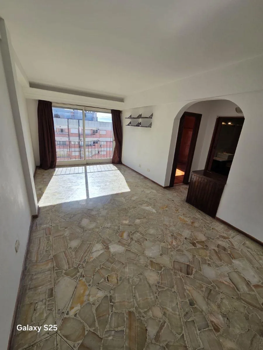 2-room apartment with Juliet balcony