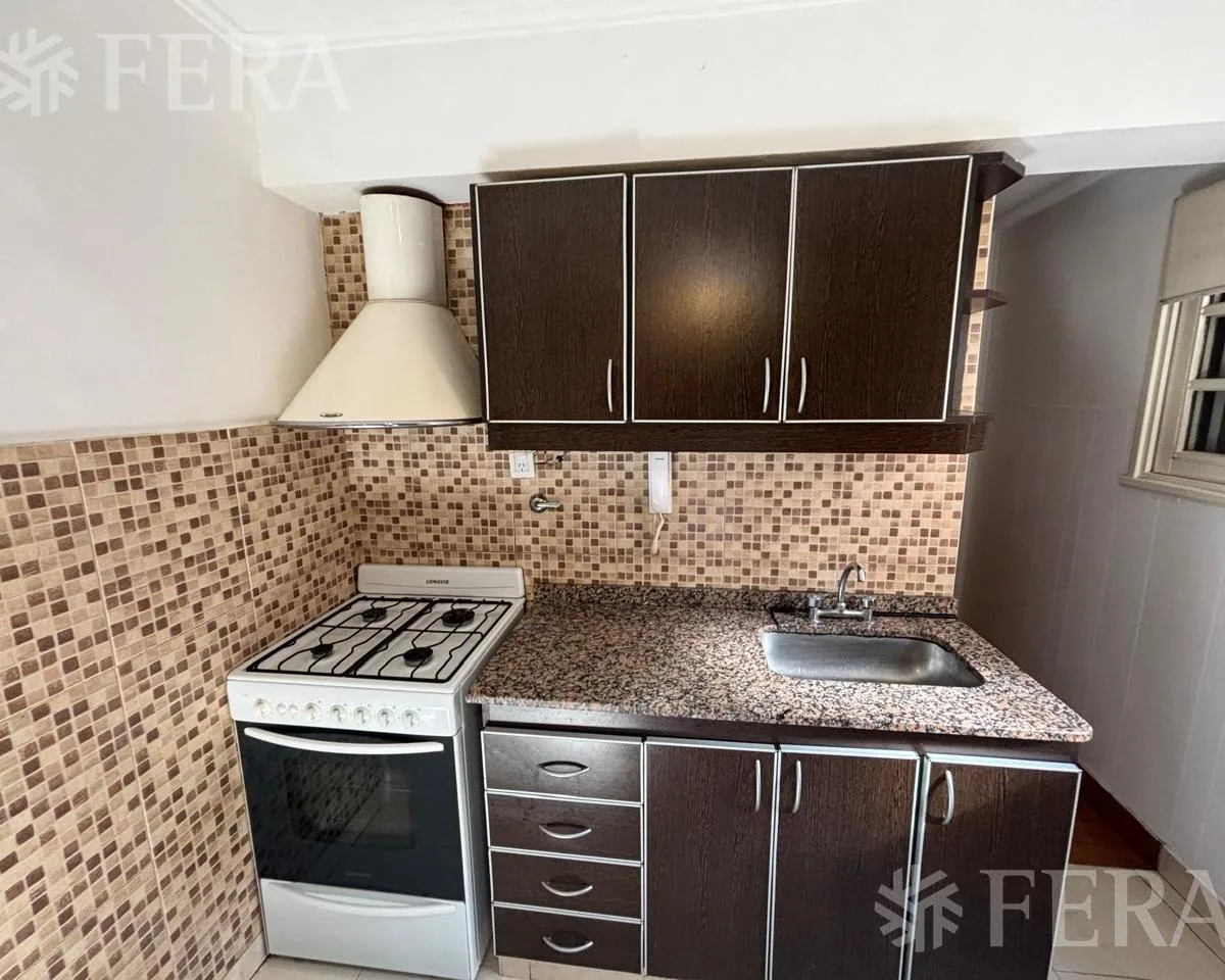 Alquiler Departamento 3 Ambientes con Cochera en Wilde