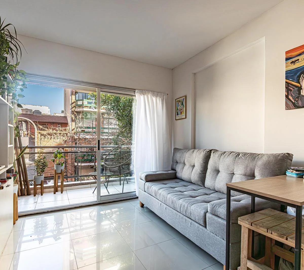 Departamento 2 Ambientes - Luminoso con Balcón