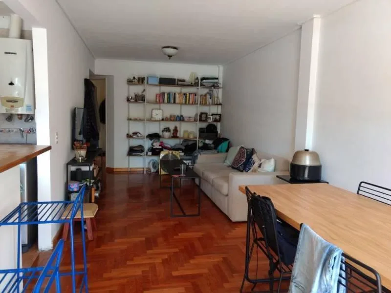 San Isidro Alquiler 2 Ambientes Luminosos con Cochera y Baulera