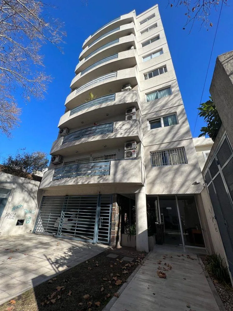Hermoso 2 Amb. con Balcón en Ballester Centro