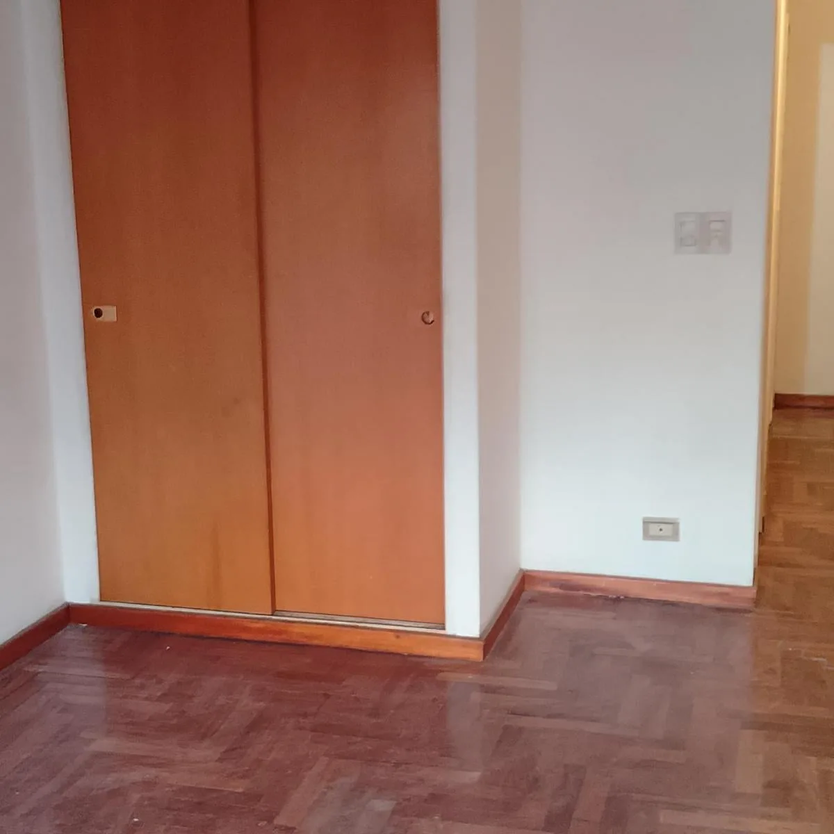 Студия с балконом спереди