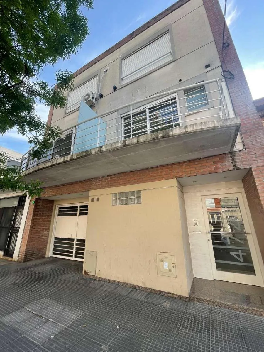 Duplex 3 ambientes con cochera