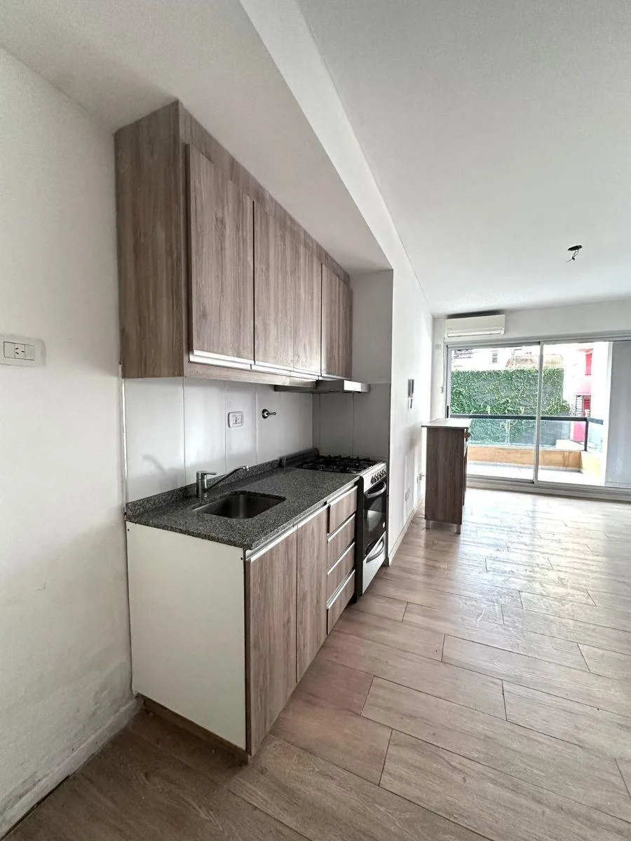 Moderno Dpto con Balcón y Patio en Villa Crespo