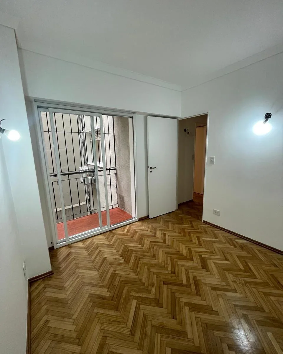 1BR, covered parking
