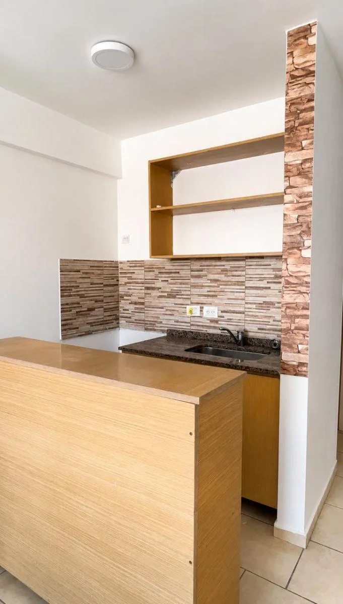 Departamento Monoambiente de 25 m&sup2; en Alquiler en Sarandi