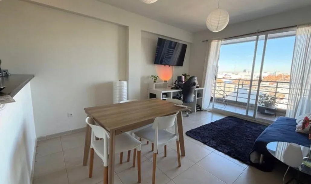 Alquiler. Departamento 2 Ambientes en Villa Ortuzar, Límite con V. Urquiza