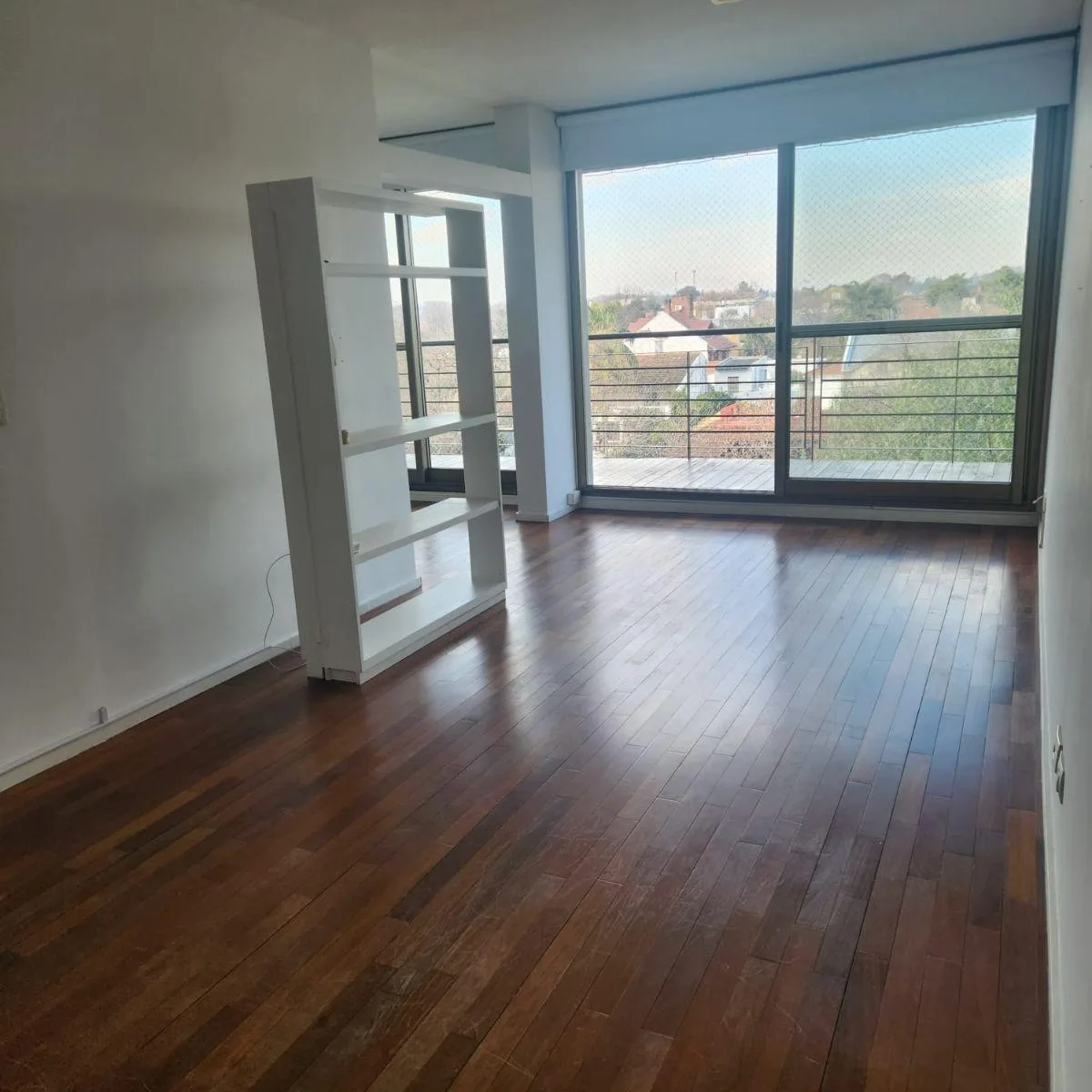 70 m² loft with balcony