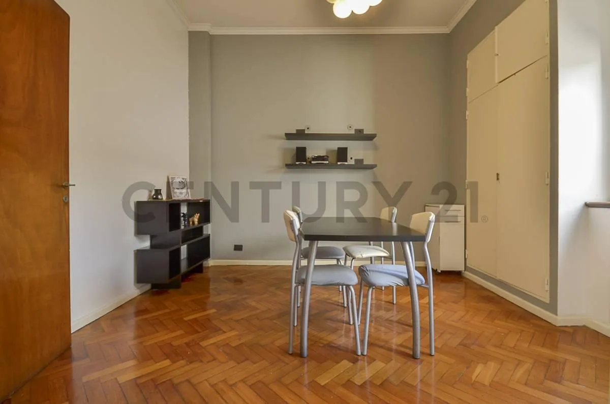 Imóvel: 1 quarto, San Nicolás