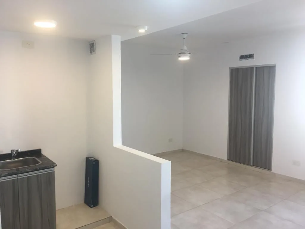 Monoambiente 25 m², SUM y parrilla