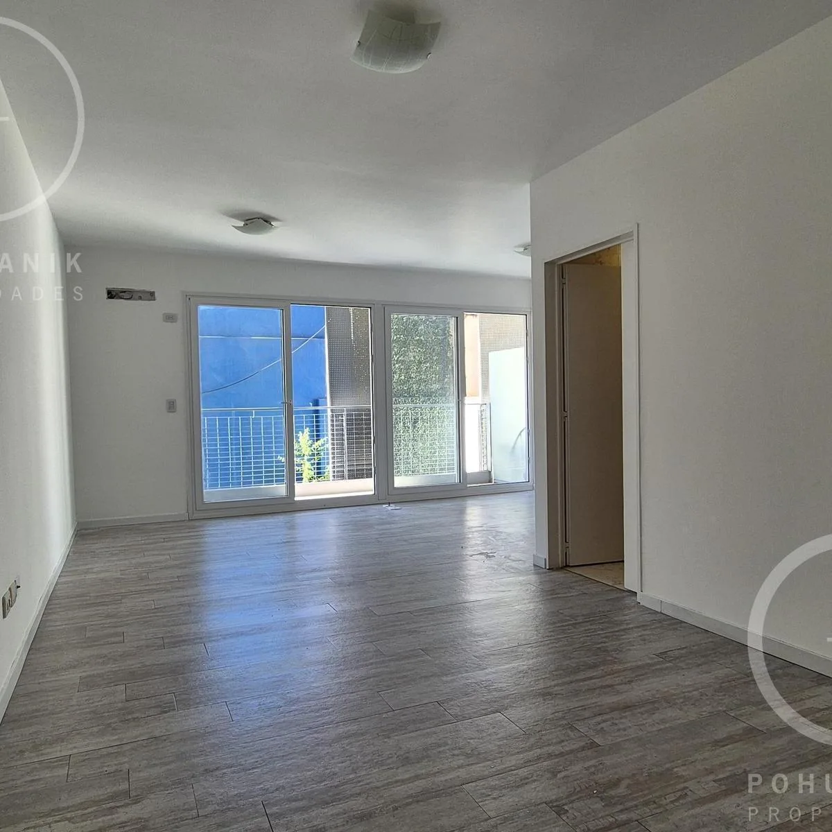 Listing: Studio, Almagro