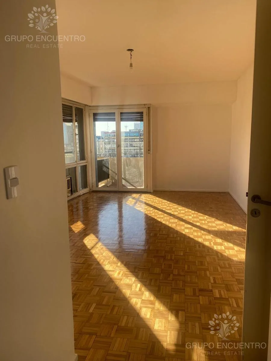 Departamento en Alquiler, Microcentro. Muy Luminoso, Silencioso, Apto Profesional y Residencial