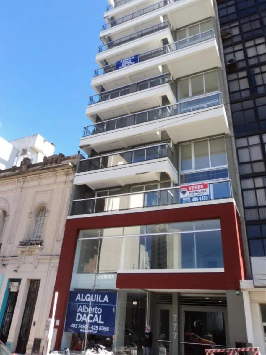 Departamento de 1 Dormitorio en Alquiler, Zona Plaza Moreno