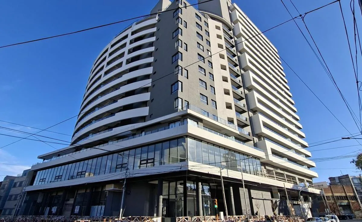 Departamento 2 dormitorios con balcón