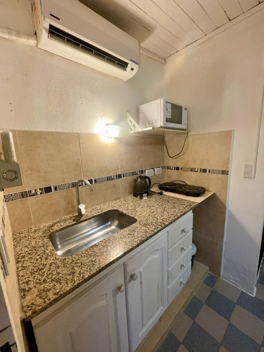 Alquiler Monoambiente Amoblado y Equipado en Morón