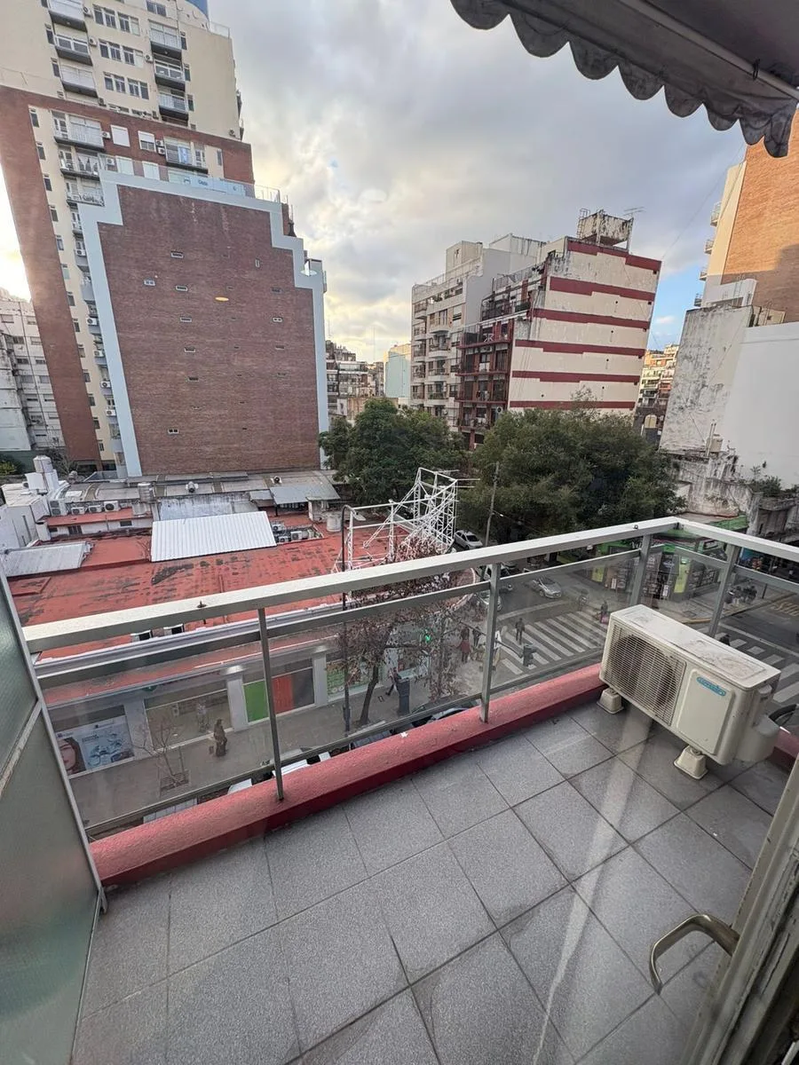 1 Amb. a La Calle C/balcón (Amueblado)