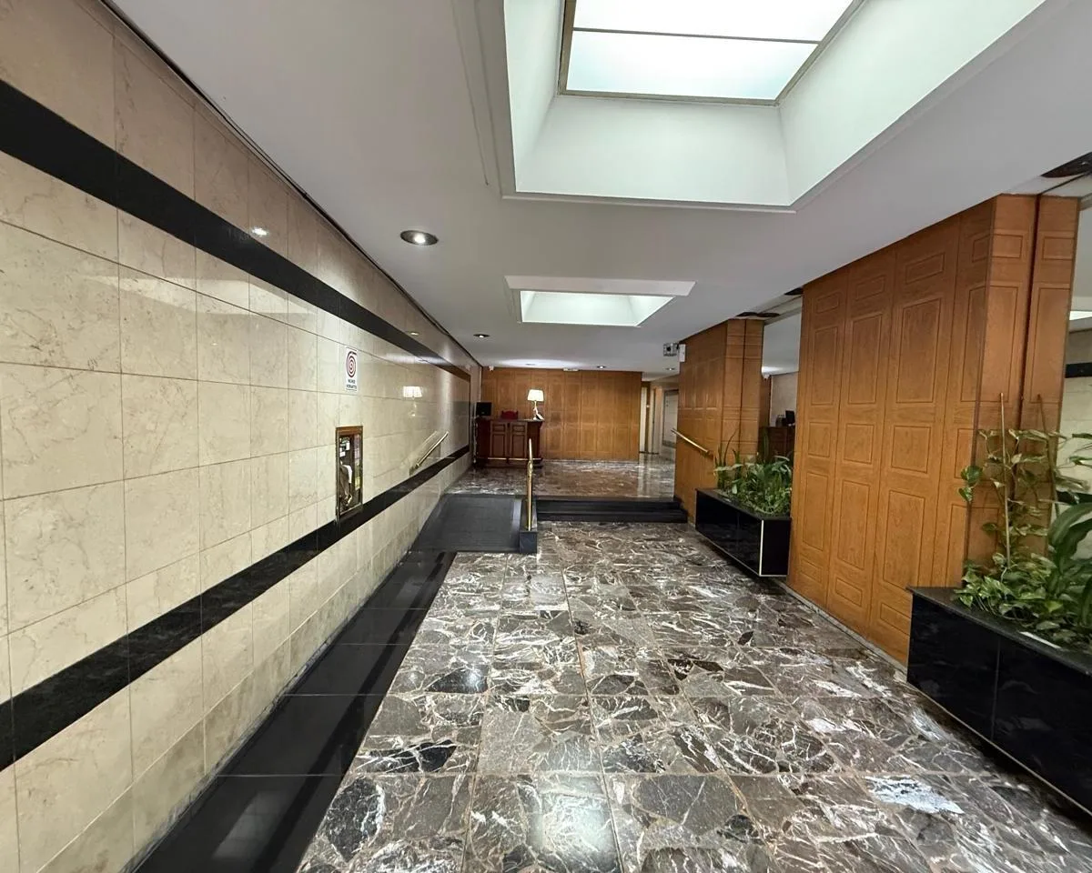 Monoambiente 28 m², piso 16