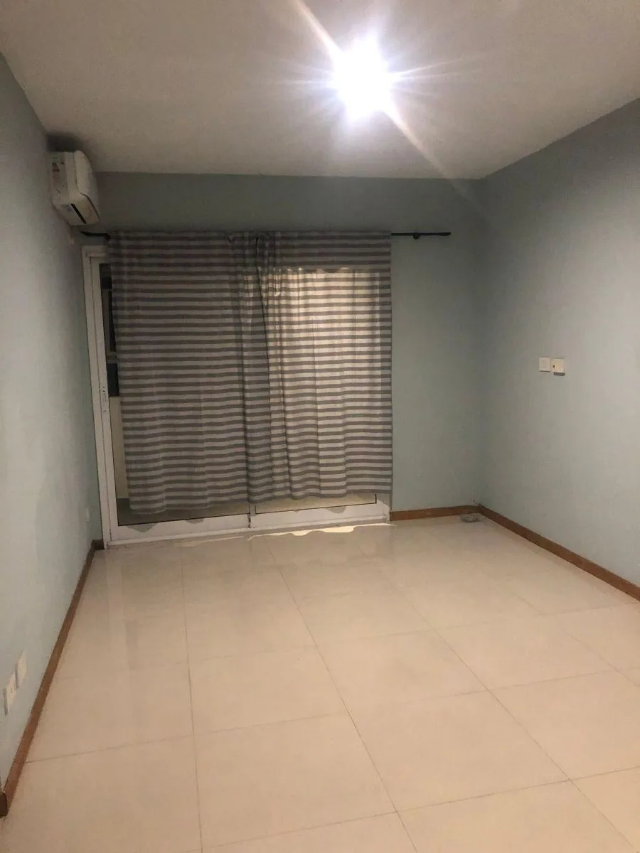 2 ambientes contrafrente con balcón