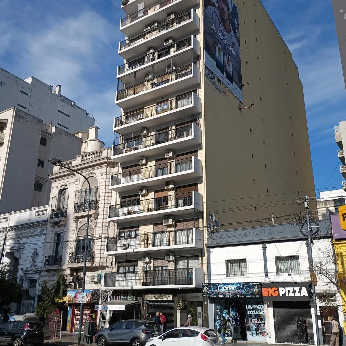 2 ambientes interno con balcón