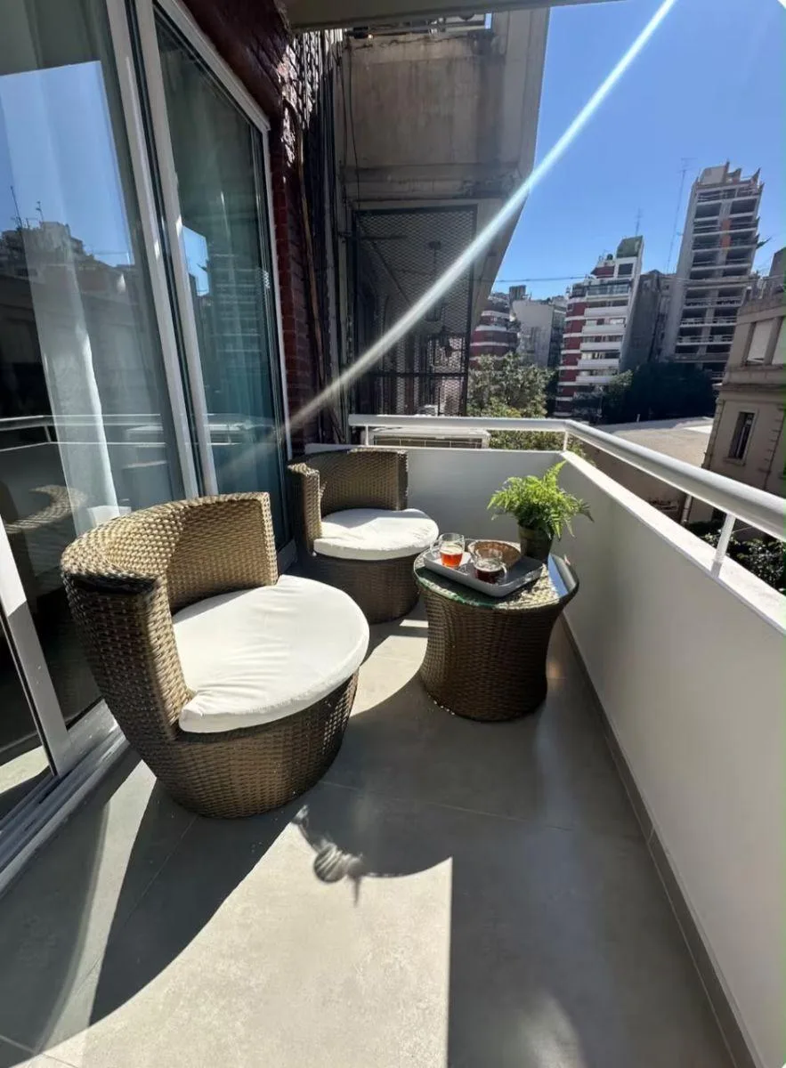 Impecable Monoambiente Al Frente