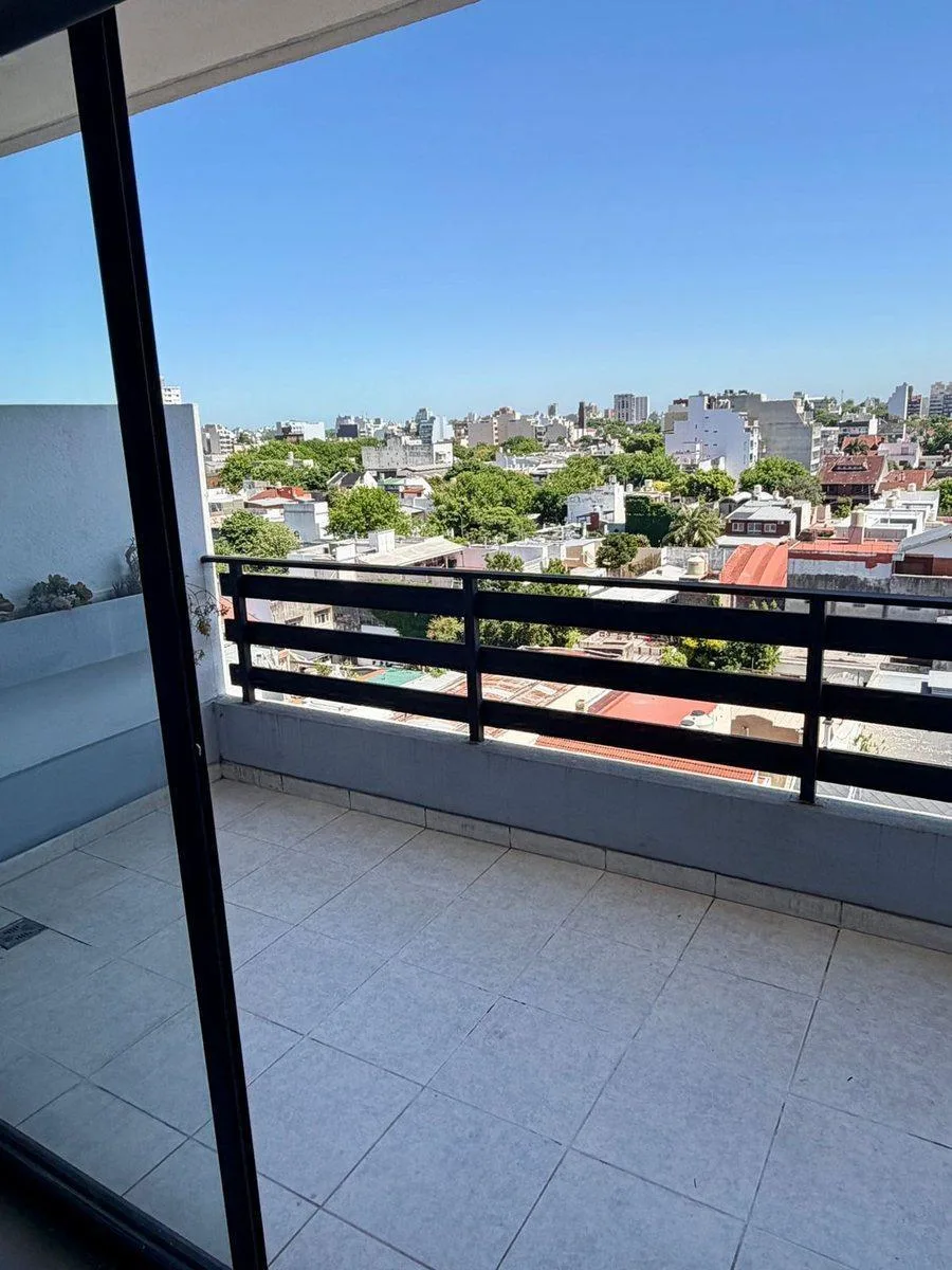 Alquiler Monoambiente en Monte Castro.