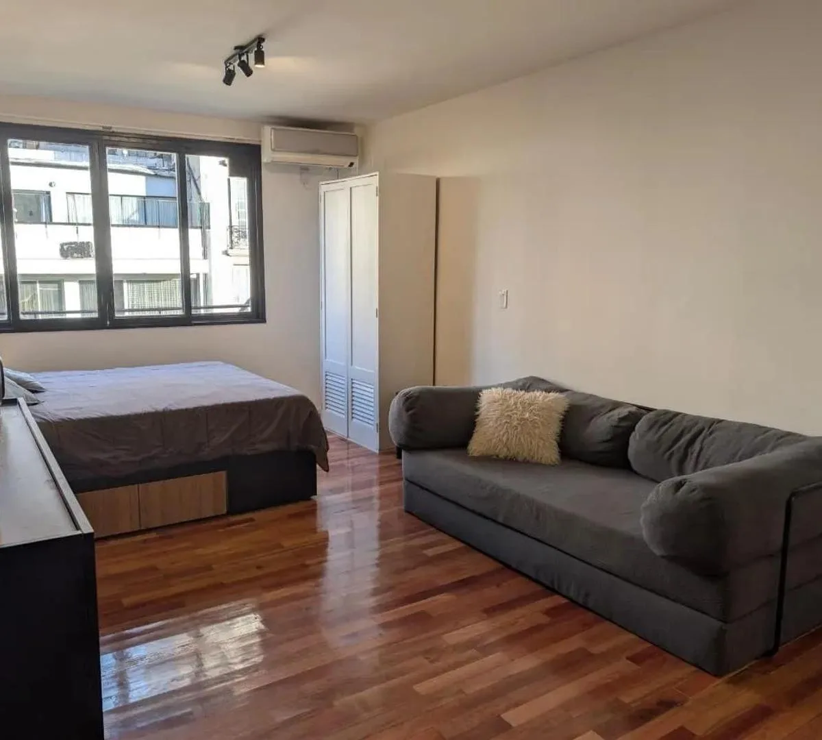 Monoambiente amoblado 37 m²