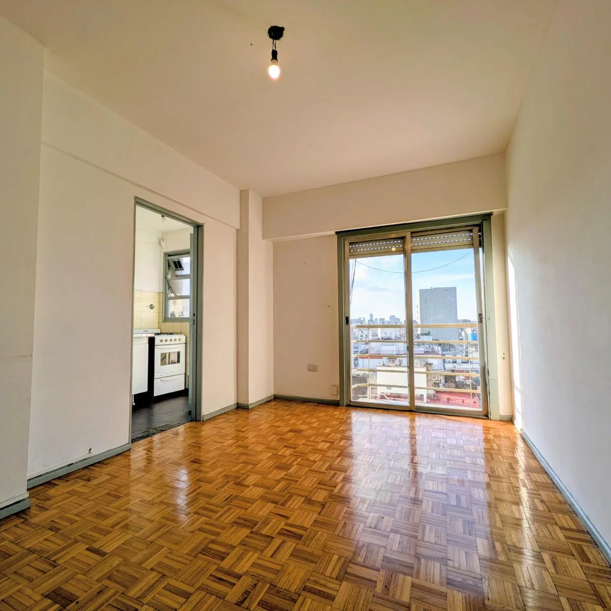 2 ambientes con 3 balcones
