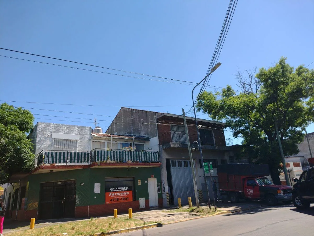 Planta baja luminosa con terraza