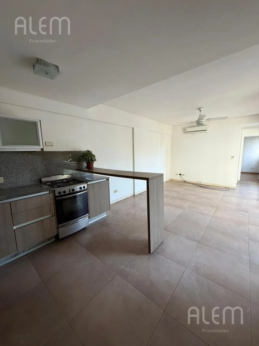 2-room apartment with covered parking